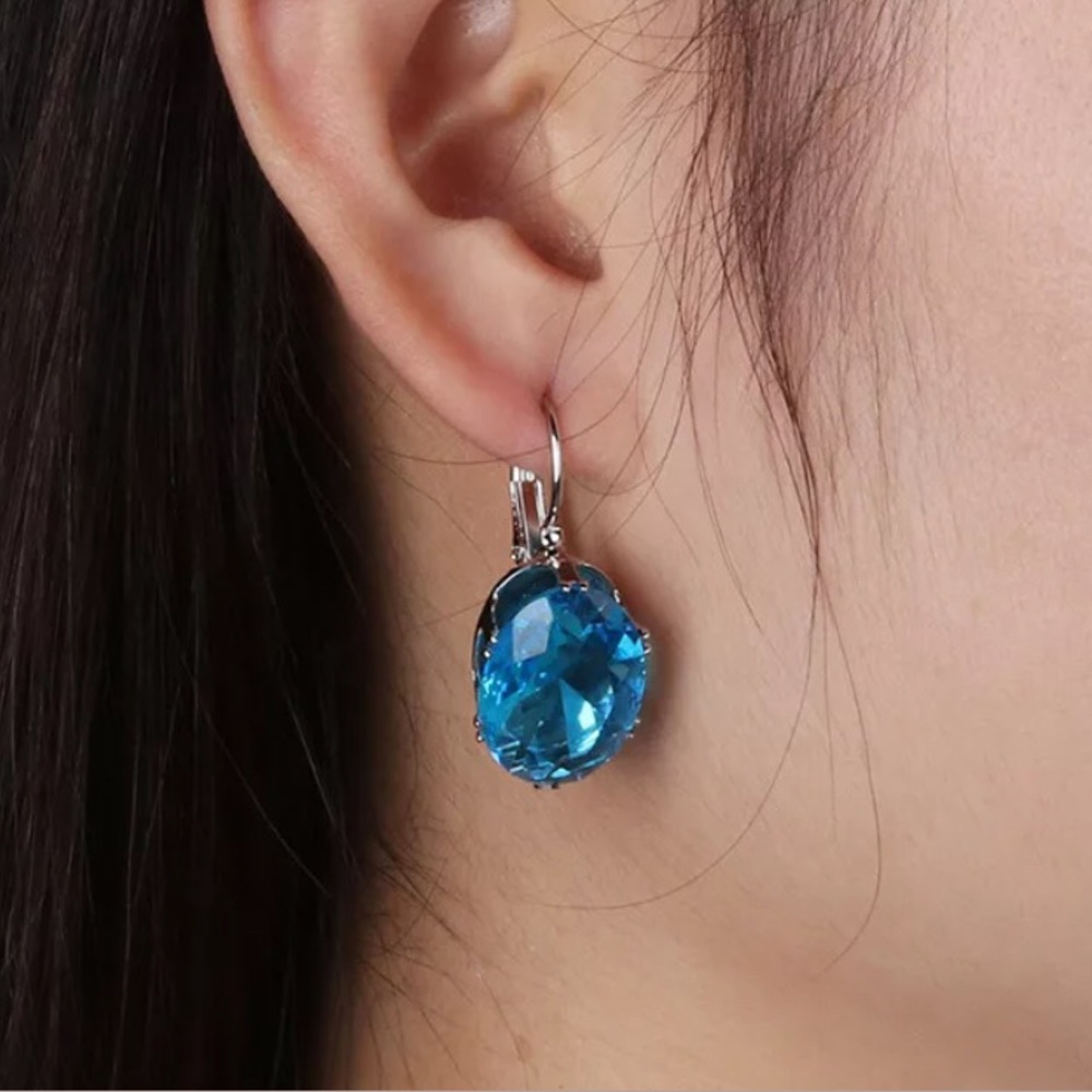 🌹✅Aquamarine, Oval Cut Zircon Clip Hoop Earrings.